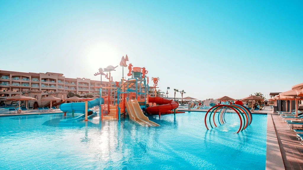 الفندق الباتروس وايت بيتش ريزورت - الغردقة